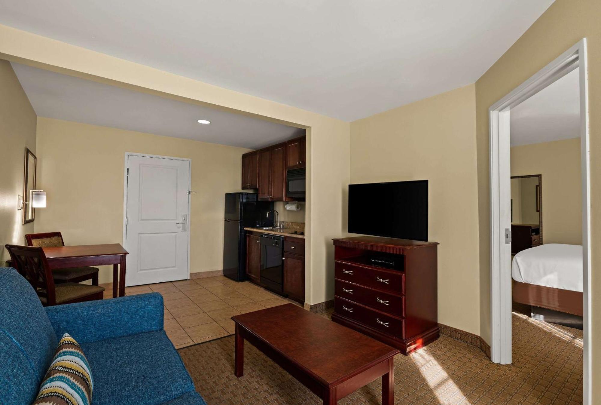 Mainstay Suites Houma Exteriör bild