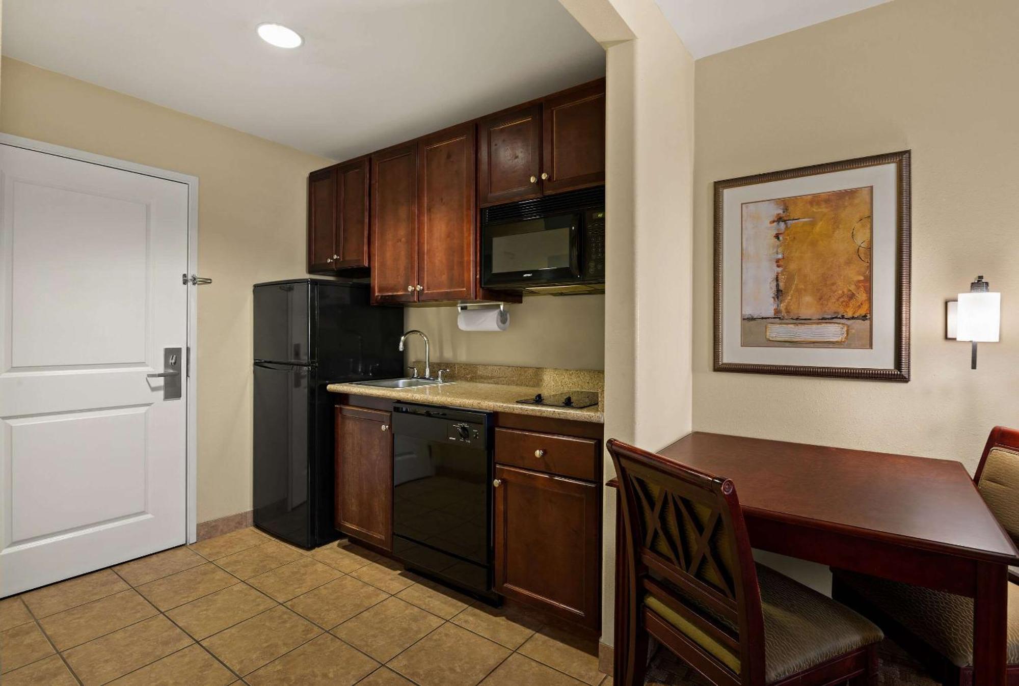 Mainstay Suites Houma Exteriör bild