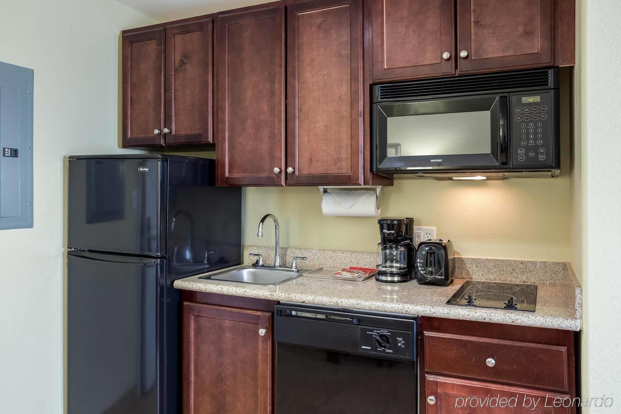 Mainstay Suites Houma Exteriör bild